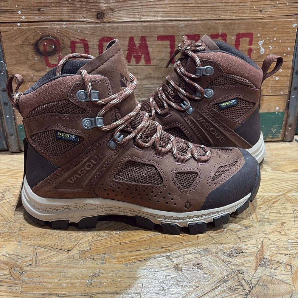 Brand new unworn discontinued Vasque Breeze waterproof boot.